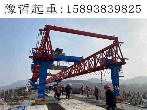 南宁220吨自平衡架桥机架梁